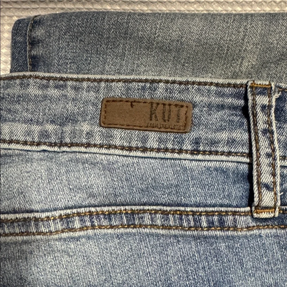 Kut From The Kloth High Rise Crop Straight Leg Jeans Light Distressed Wash Sz 10 - Picture 7 of 16